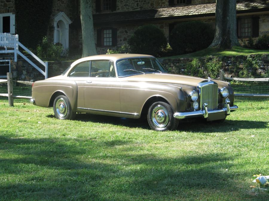  Bentley S2 Continental 1962 года  (фото 1 из 12)